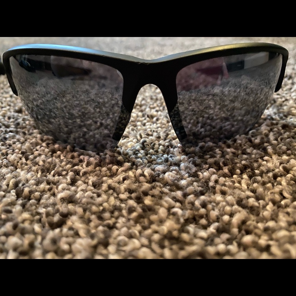 Sunglasses - Picture 2 of 3
